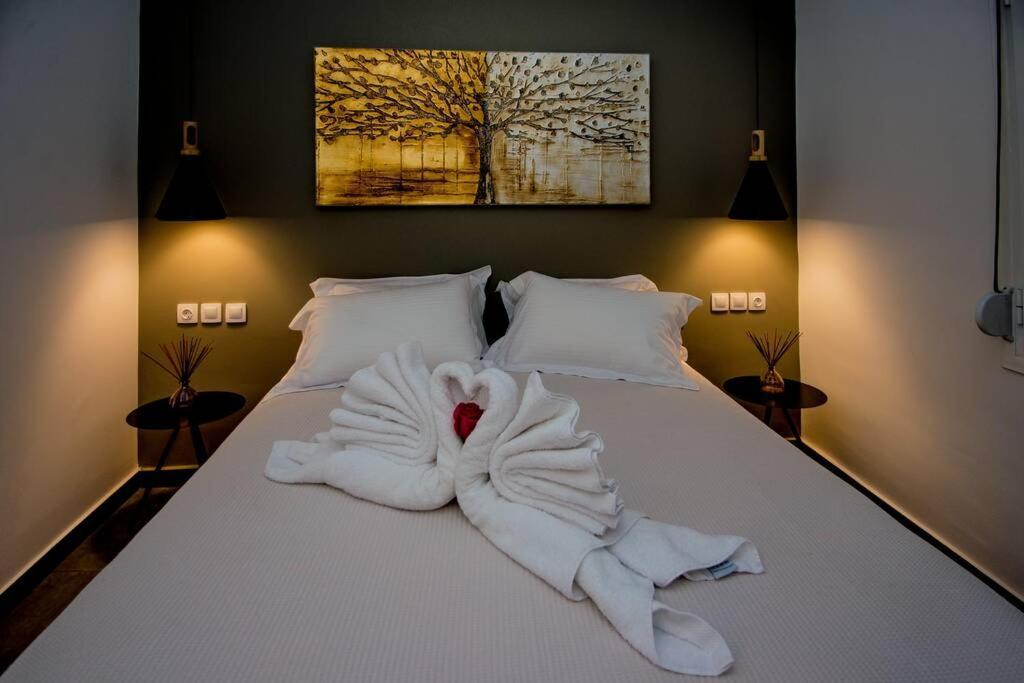 ארגוסטולי Avocado Villa Offering Peace And Relaxation מראה חיצוני תמונה